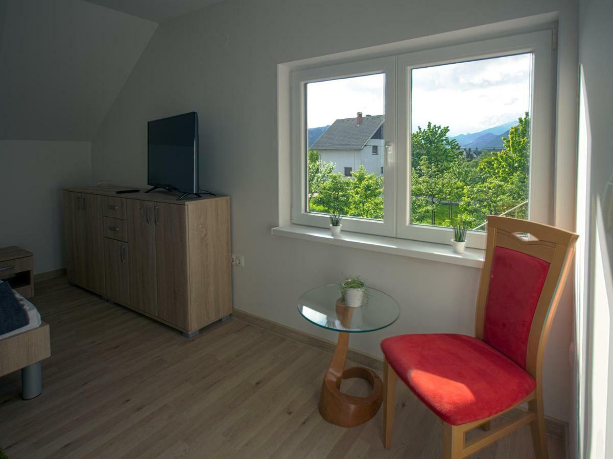 Apartment Marjetka 지로브니차 외부 사진