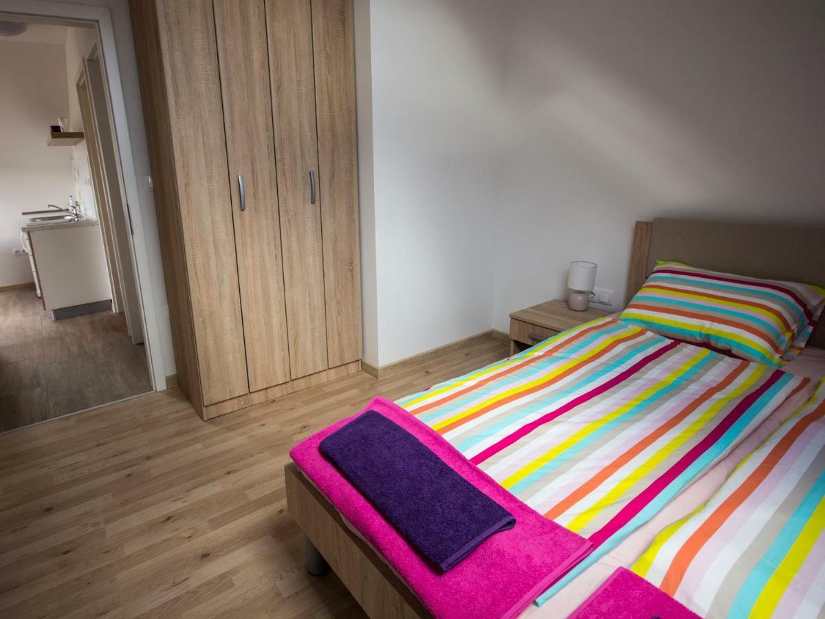 Apartment Marjetka 지로브니차 외부 사진